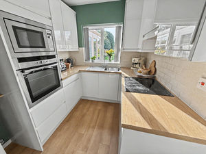 Photo 15- click for photo gallery